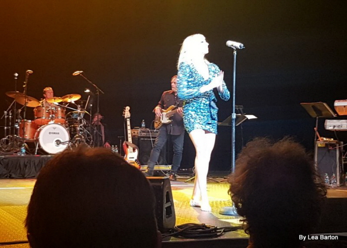 Deb Gibson 2018Allen, TX (11)